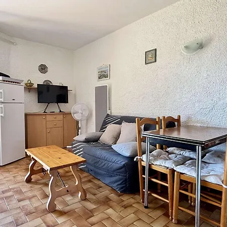 Apartment 2 Pieces Avec Parking Prive A 300m De La - - Fr-1-225-62 *